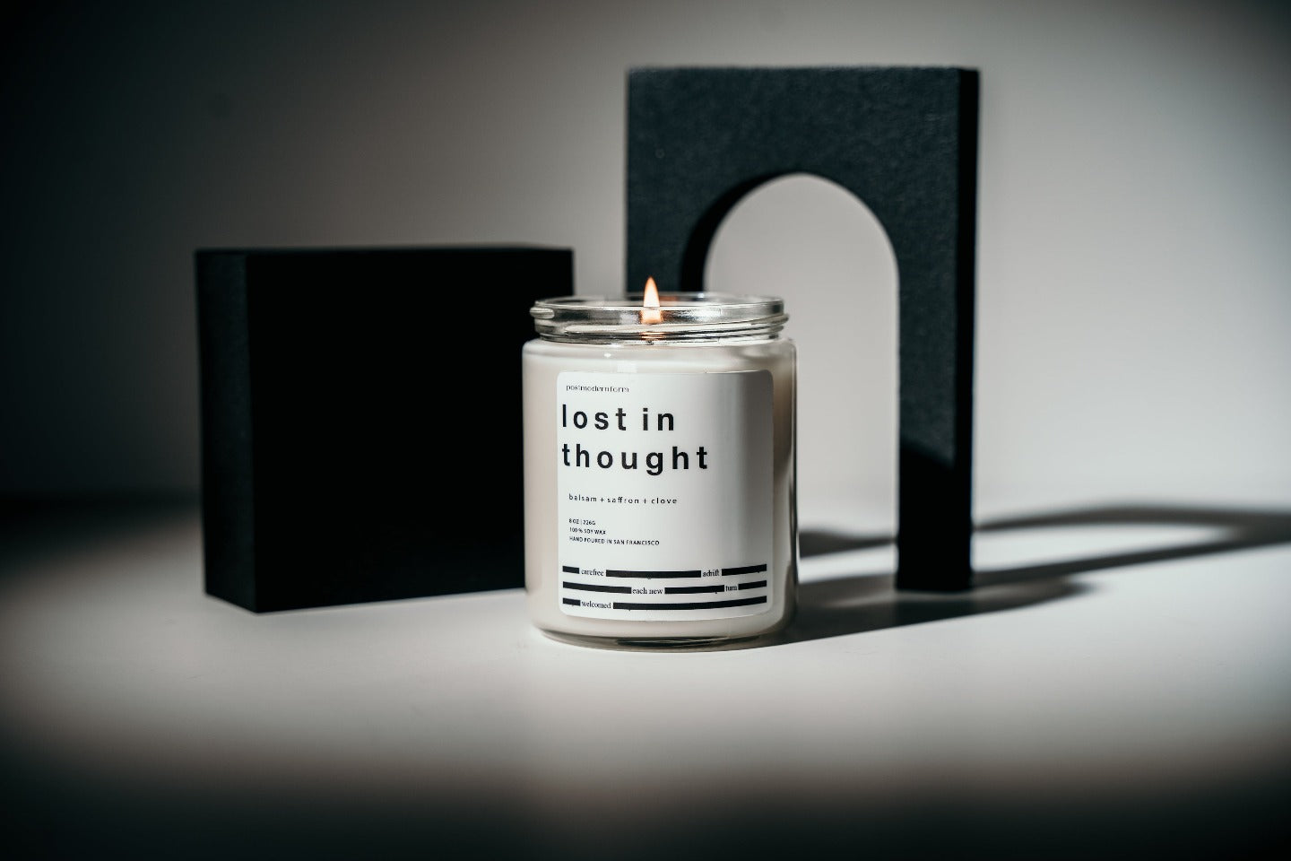 lost in thought / balsam + saffron + clove candle