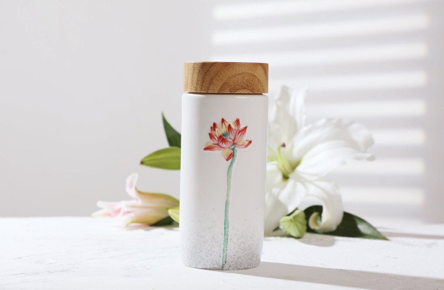 Lotus Beauty Tea Tumbler