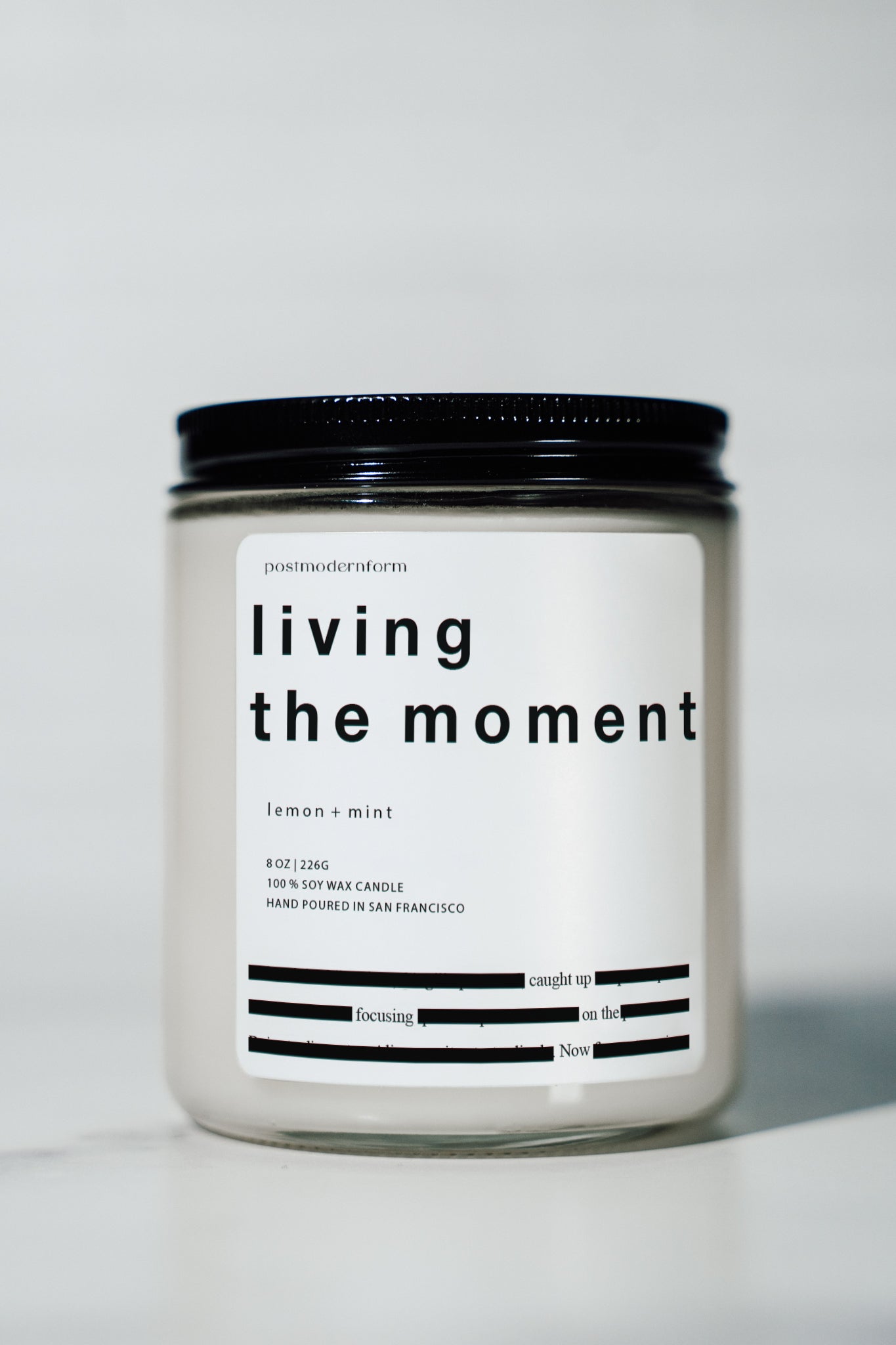 living the moment / lemon + mint candle