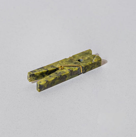 Decorative gemstone Laundry Clip - Serpentine Green