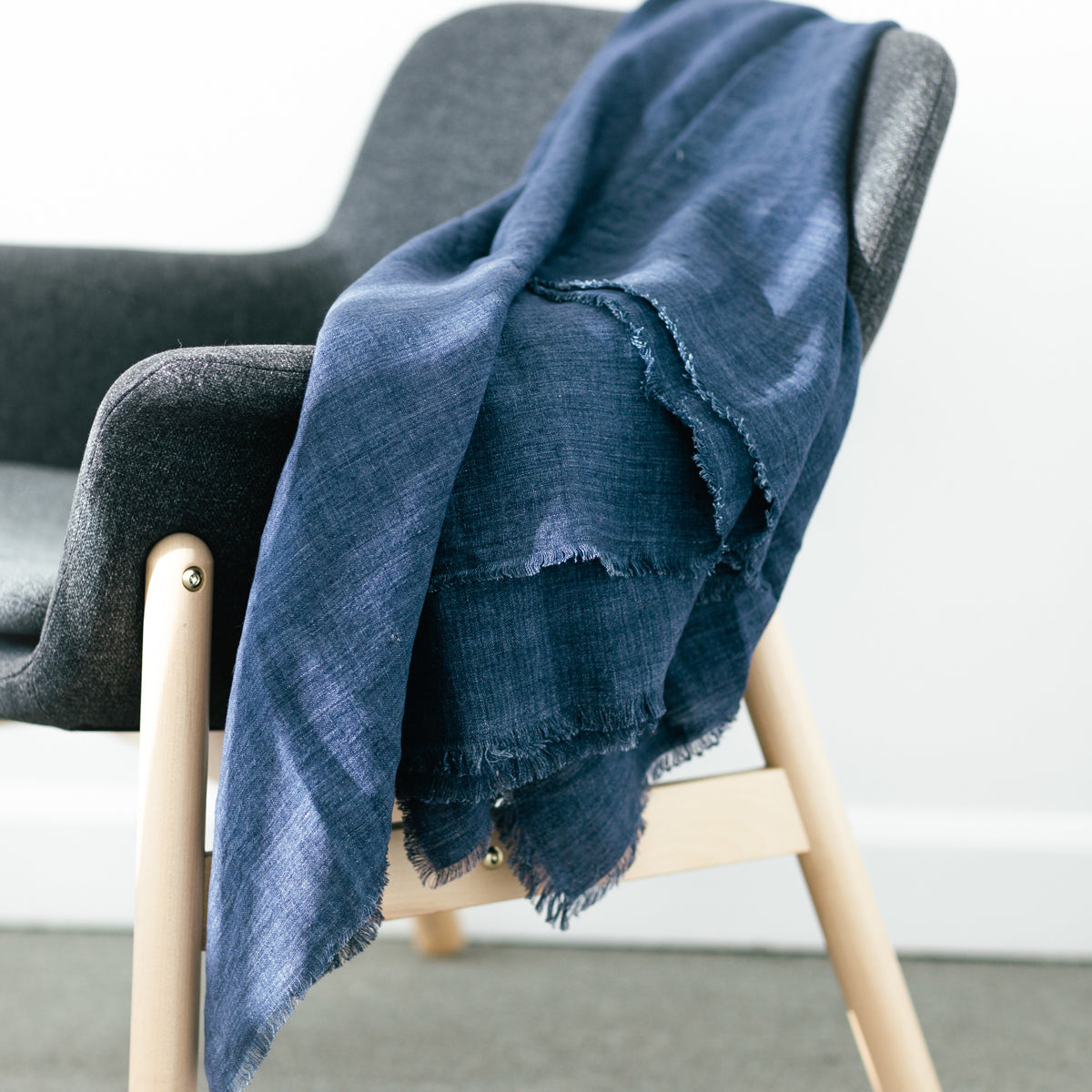 Stone Washed Linen Throw Blanket