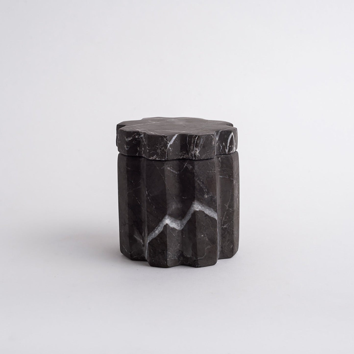 Tauro Container - Black Marble